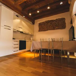 Residenza Al Castello 2*, Verona Italia